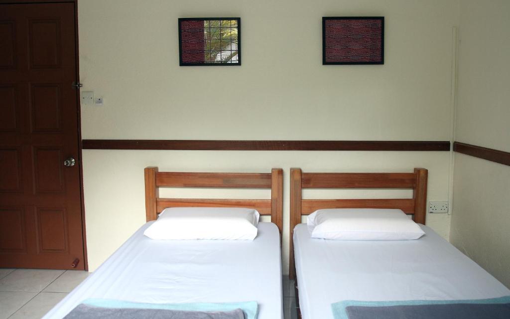 Morning Glory Guest House Kuching Room photo